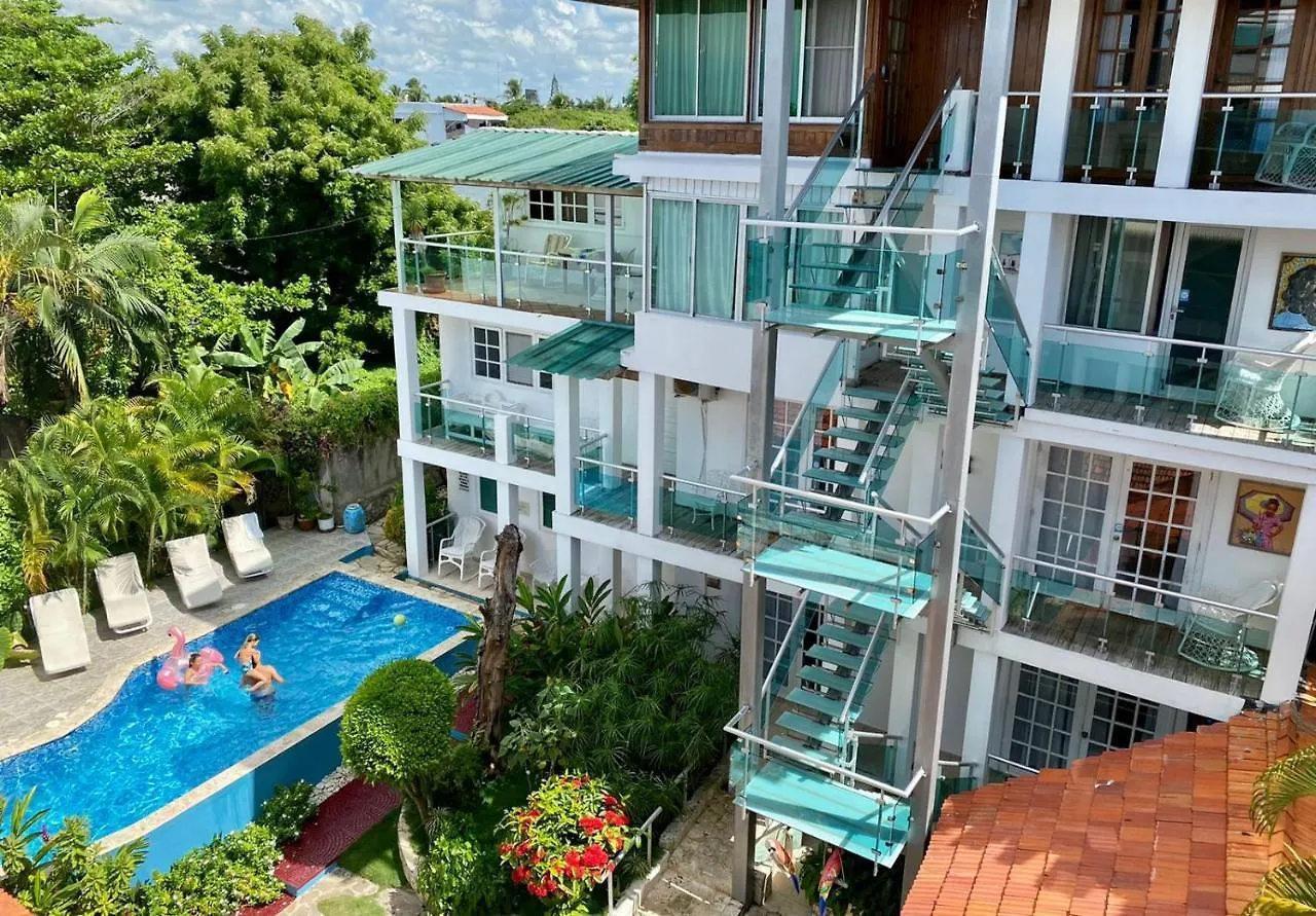 Hotel Neptuno's Refugio Boca Chica