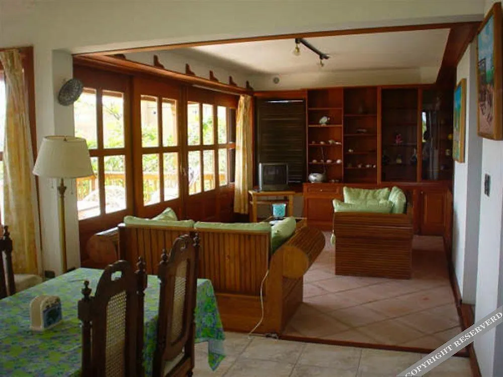 Hotel Neptuno's Refugio Boca Chica