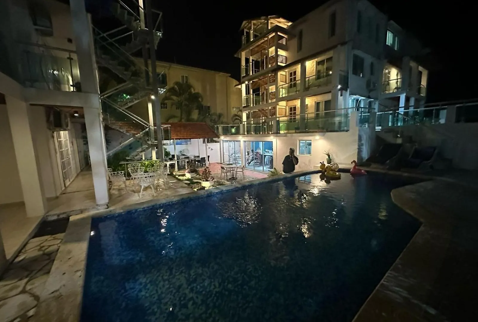 Hotel Neptuno Refugio Boca Chica