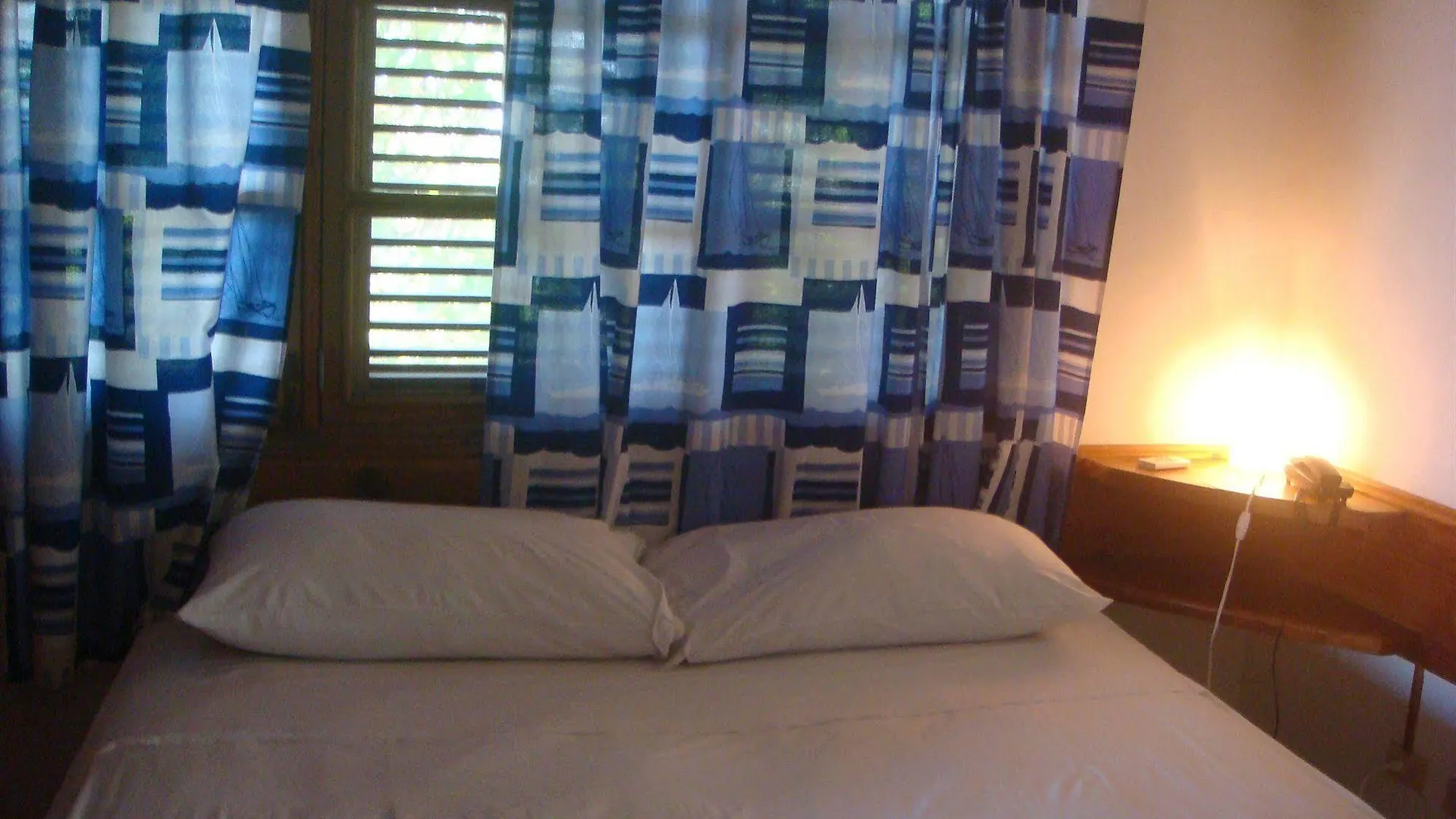 Hotel Neptuno Refugio Boca Chica